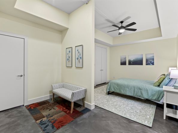 2323 Polk Street 302, Houston TX 77003