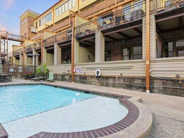 2323 Polk Street 302, Houston TX 77003
