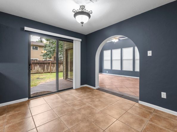 14 W Cobble Hill Circle Circle, The Woodlands TX 77381
