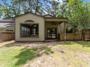 14 W Cobble Hill Circle Circle, The Woodlands TX 77381
