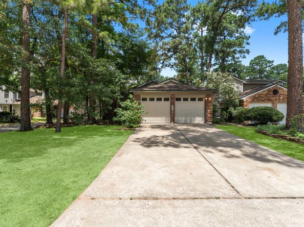 14 W Cobble Hill Circle Circle, The Woodlands TX 77381