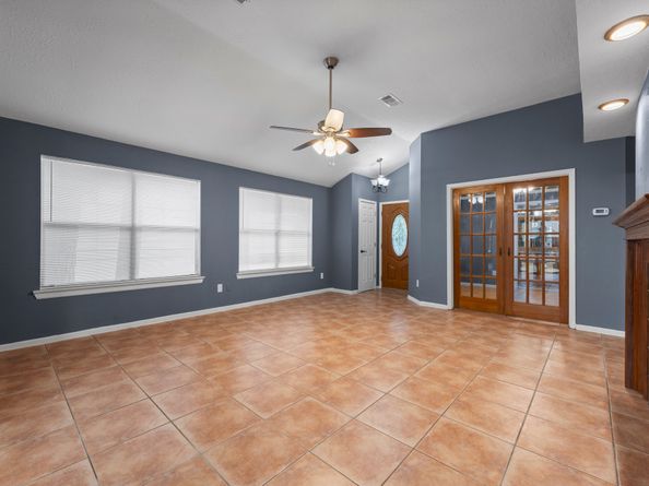 14 W Cobble Hill Circle Circle, The Woodlands TX 77381