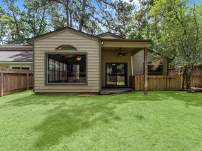 14 W Cobble Hill Circle Circle, The Woodlands TX 77381