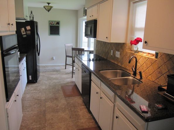 5934 Hummingbird Street, Houston TX 77096