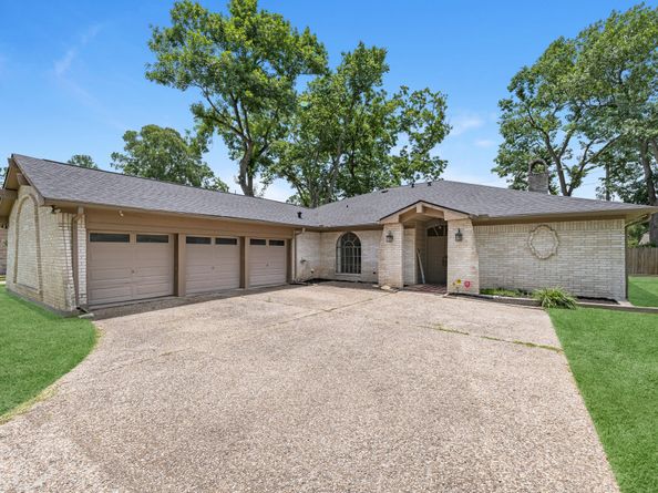1915 Morton League Road, Richmond TX 77406