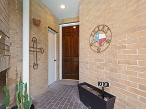 5200 Weslayan Street 101, Houston TX 77005