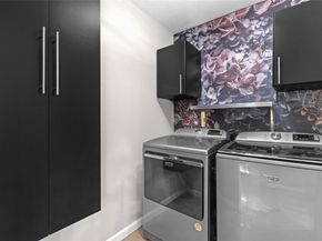5 Cat Feet Court, The Woodlands TX 77381