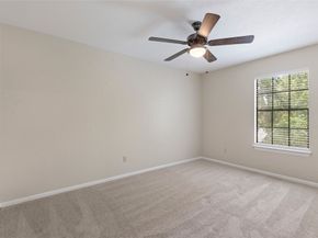 5 Cat Feet Court, The Woodlands TX 77381