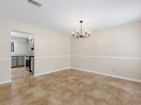 5 Cat Feet Court, The Woodlands TX 77381