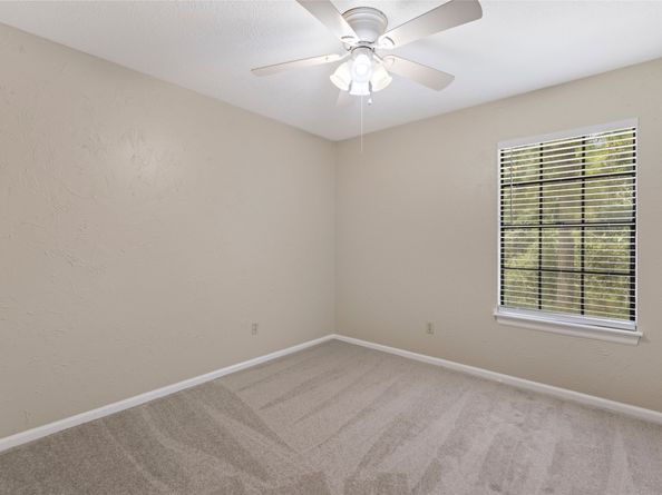5 Cat Feet Court, The Woodlands TX 77381