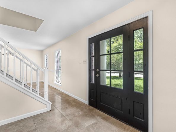 5 Cat Feet Court, The Woodlands TX 77381