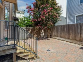 5708 Petty Street B, Houston TX 77007