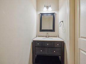 5708 Petty Street B, Houston TX 77007