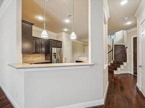 5708 Petty Street B, Houston TX 77007