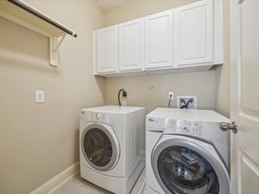 5708 Petty Street B, Houston TX 77007
