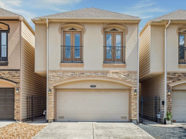 5708 Petty Street B, Houston TX 77007