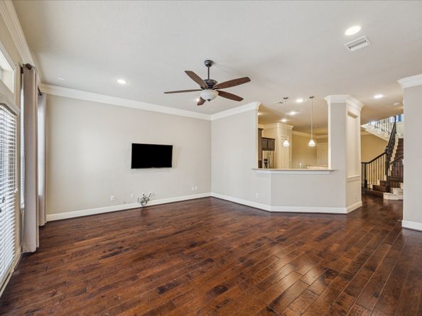 5708 Petty Street B, Houston TX 77007