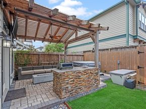 5825 Petty Street, Houston TX 77007