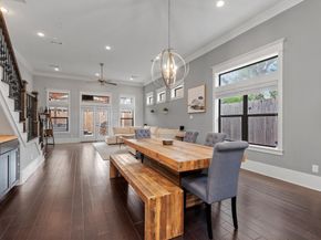 5825 Petty Street, Houston TX 77007