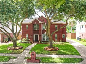 18427 Lakeview Circle, Houston TX 77084