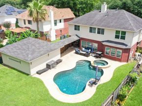 18427 Lakeview Circle, Houston TX 77084