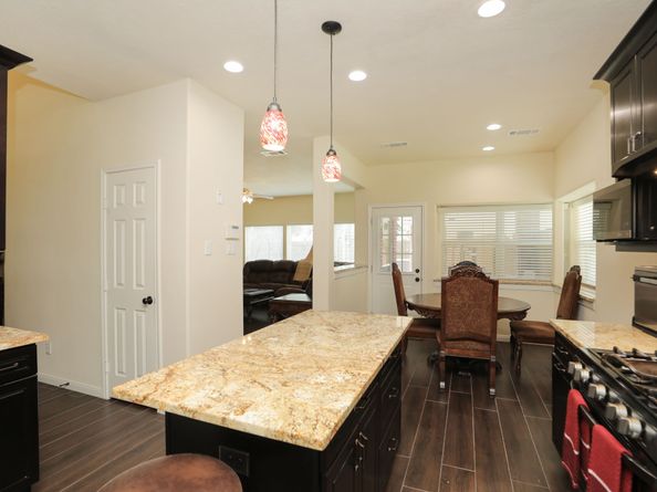 18427 Lakeview Circle, Houston TX 77084