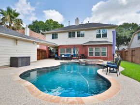 18427 Lakeview Circle, Houston TX 77084