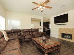 18427 Lakeview Circle, Houston TX 77084