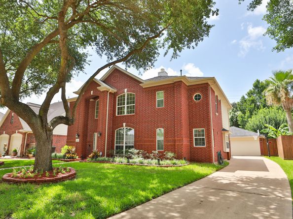 18427 Lakeview Circle, Houston TX 77084
