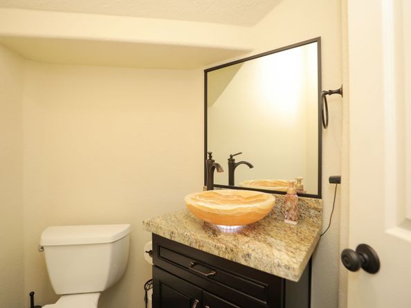 18427 Lakeview Circle, Houston TX 77084