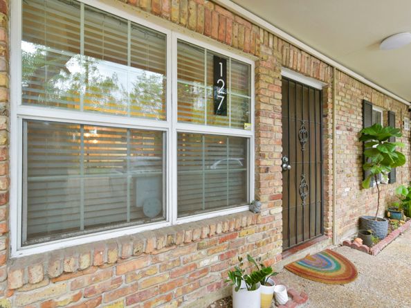 3224 Timmons Lane 127, Houston TX 77027