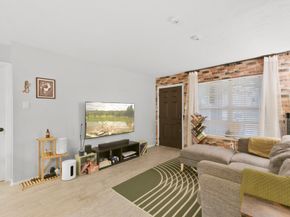 3224 Timmons Lane 127, Houston TX 77027