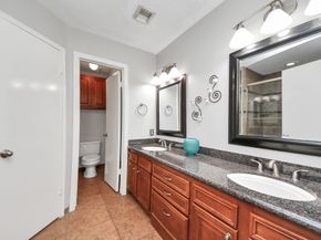 11 W Stony Bridge Court, The Woodlands TX 77381