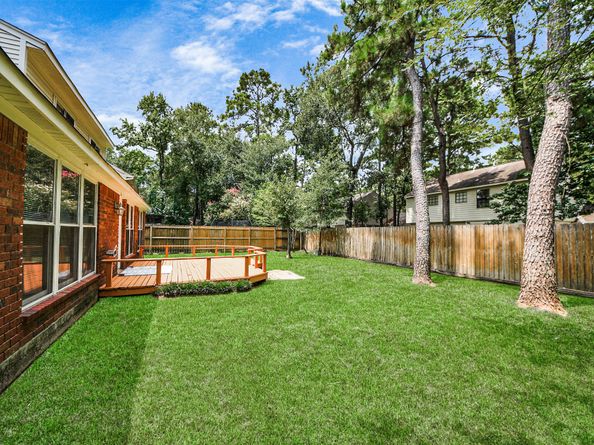11 W Stony Bridge Court, The Woodlands TX 77381