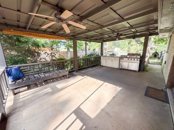4014 Teas Nursery Road, Conroe TX 77304