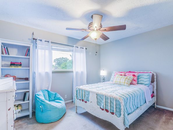 16402 Clearcrest Drive, Houston TX 77059