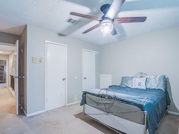 16402 Clearcrest Drive, Houston TX 77059