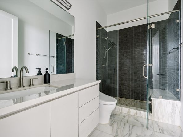 2727 Kirby Drive 27J, Houston TX 77098
