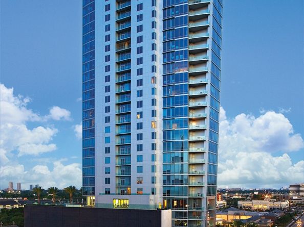 2727 Kirby Drive 27J, Houston TX 77098