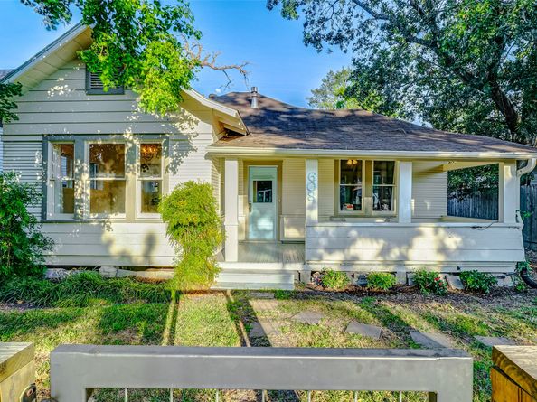 608 Enid Street, Houston TX 77009