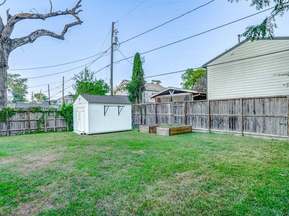 608 Enid Street, Houston TX 77009