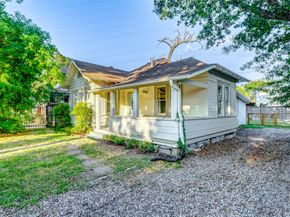 608 Enid Street, Houston TX 77009
