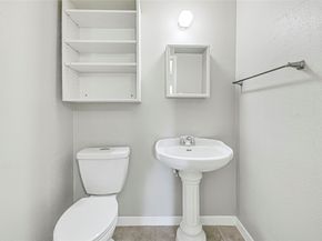 7022 Beechnut Street, Houston TX 77074