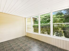 7022 Beechnut Street, Houston TX 77074