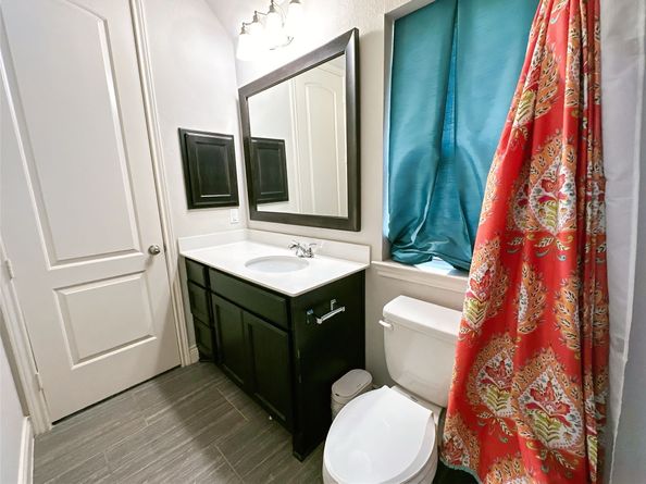 3920 pinecrest peak Drive N, Spring TX 77386