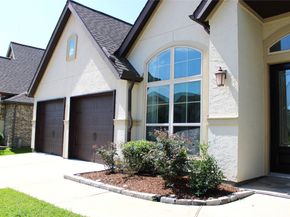 3920 pinecrest peak Drive N, Spring TX 77386