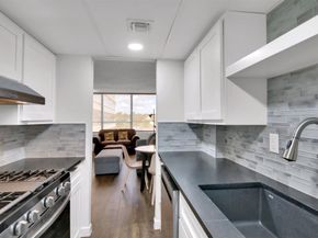 1800 Lavaca Street 312, Austin TX 78701