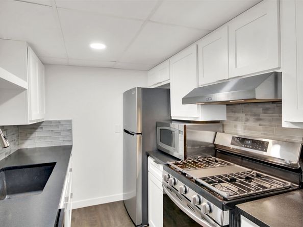 1800 Lavaca Street 312, Austin TX 78701