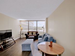 1800 Lavaca Street 312, Austin TX 78701