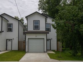 324 Gans Street B, Houston TX 77029